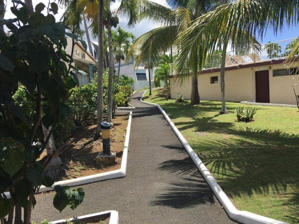 לה גוסייר Superbe Studio Avec Piscine, Au Coeur De La Marina! Village Soleil ! Proche Aeroport & Ferry מראה חיצוני תמונה