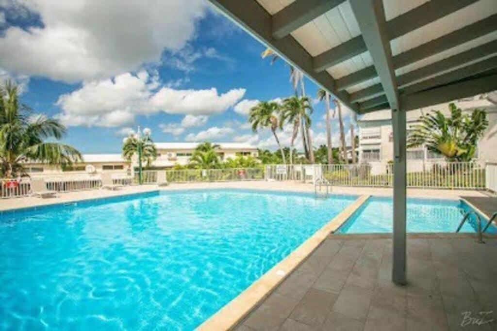 לה גוסייר Superbe Studio Avec Piscine, Au Coeur De La Marina! Village Soleil ! Proche Aeroport & Ferry מראה חיצוני תמונה