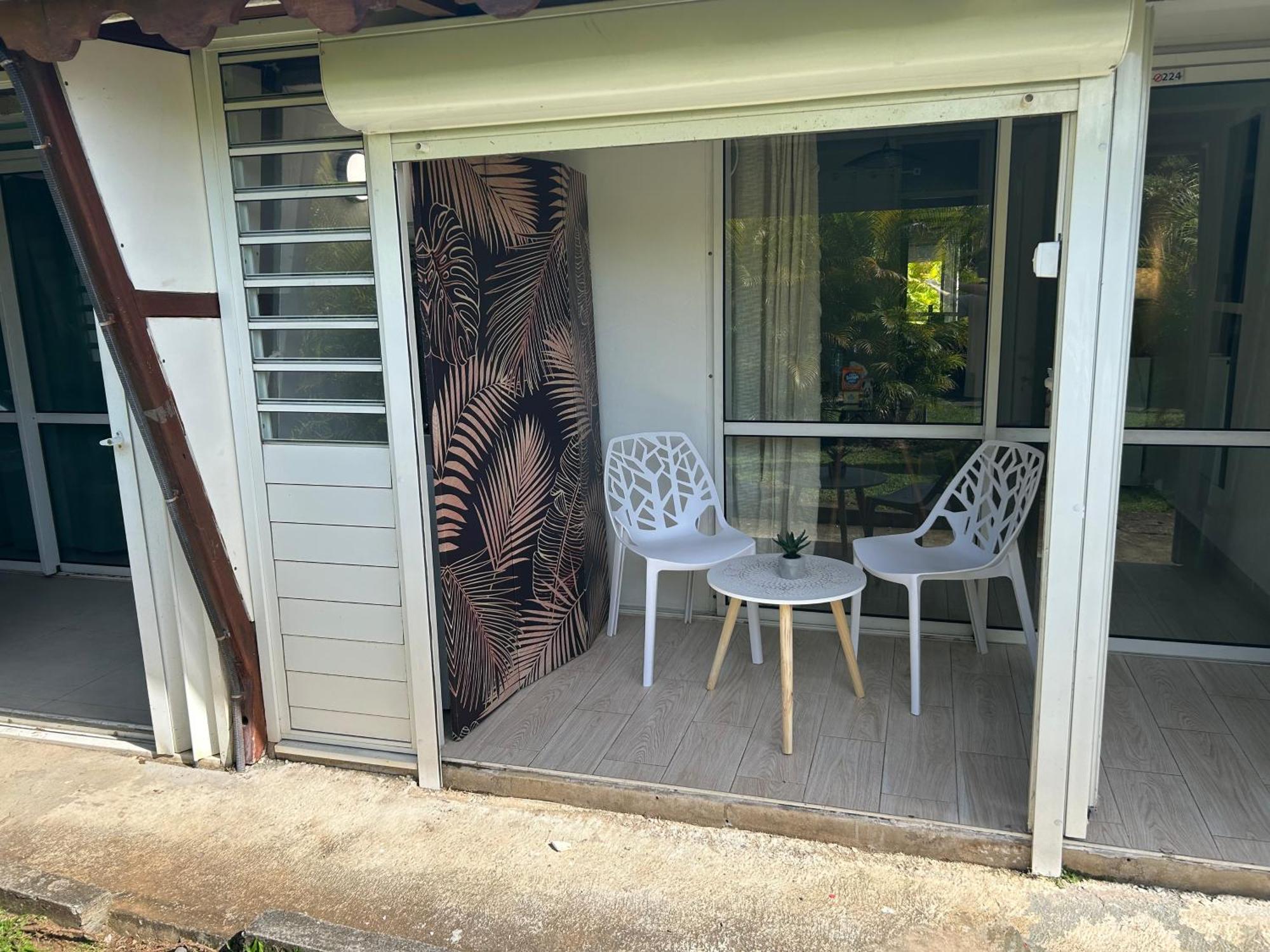 לה גוסייר Superbe Studio Avec Piscine, Au Coeur De La Marina! Village Soleil ! Proche Aeroport & Ferry מראה חיצוני תמונה